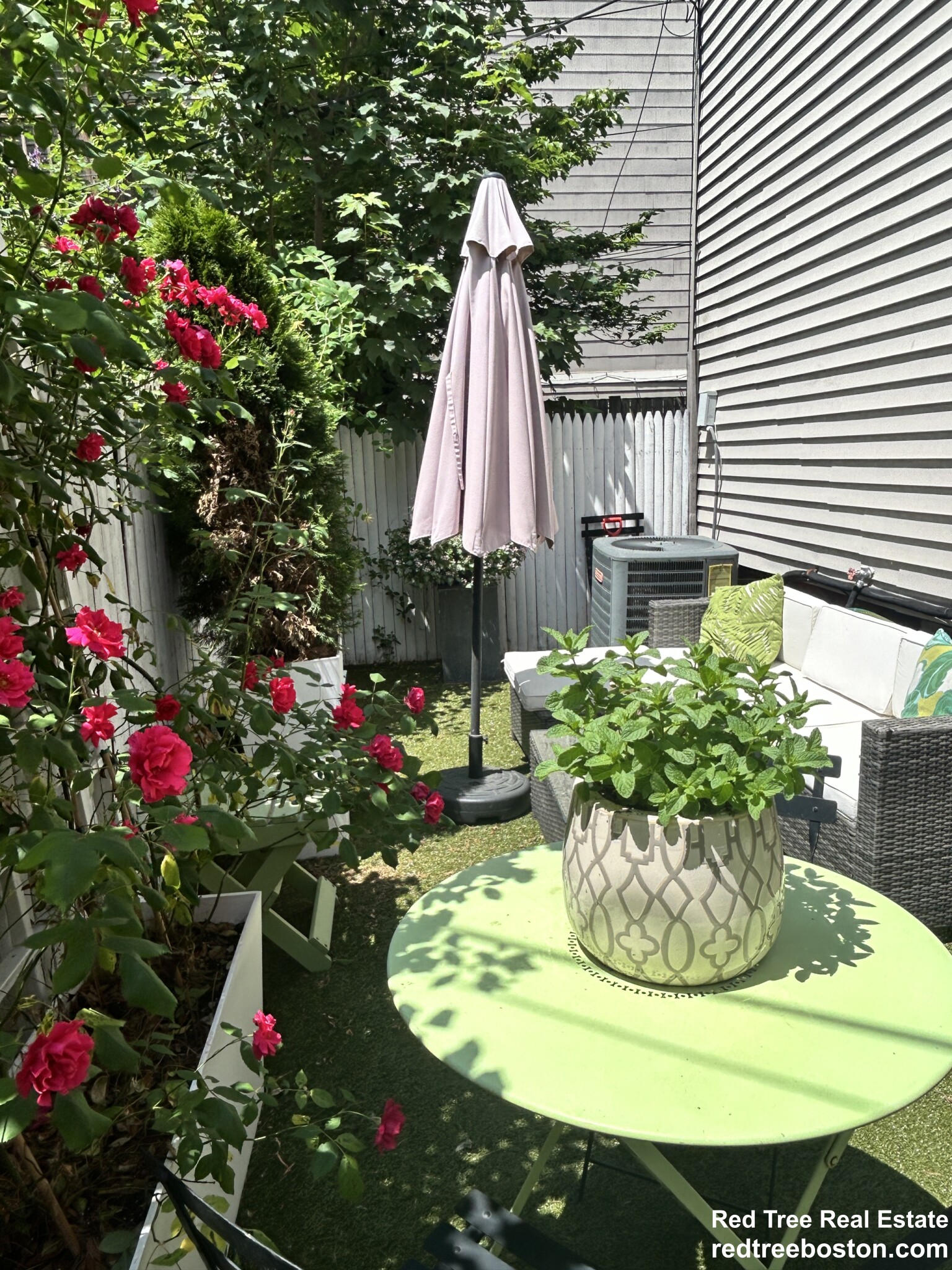 687 East 6th St, South Boston