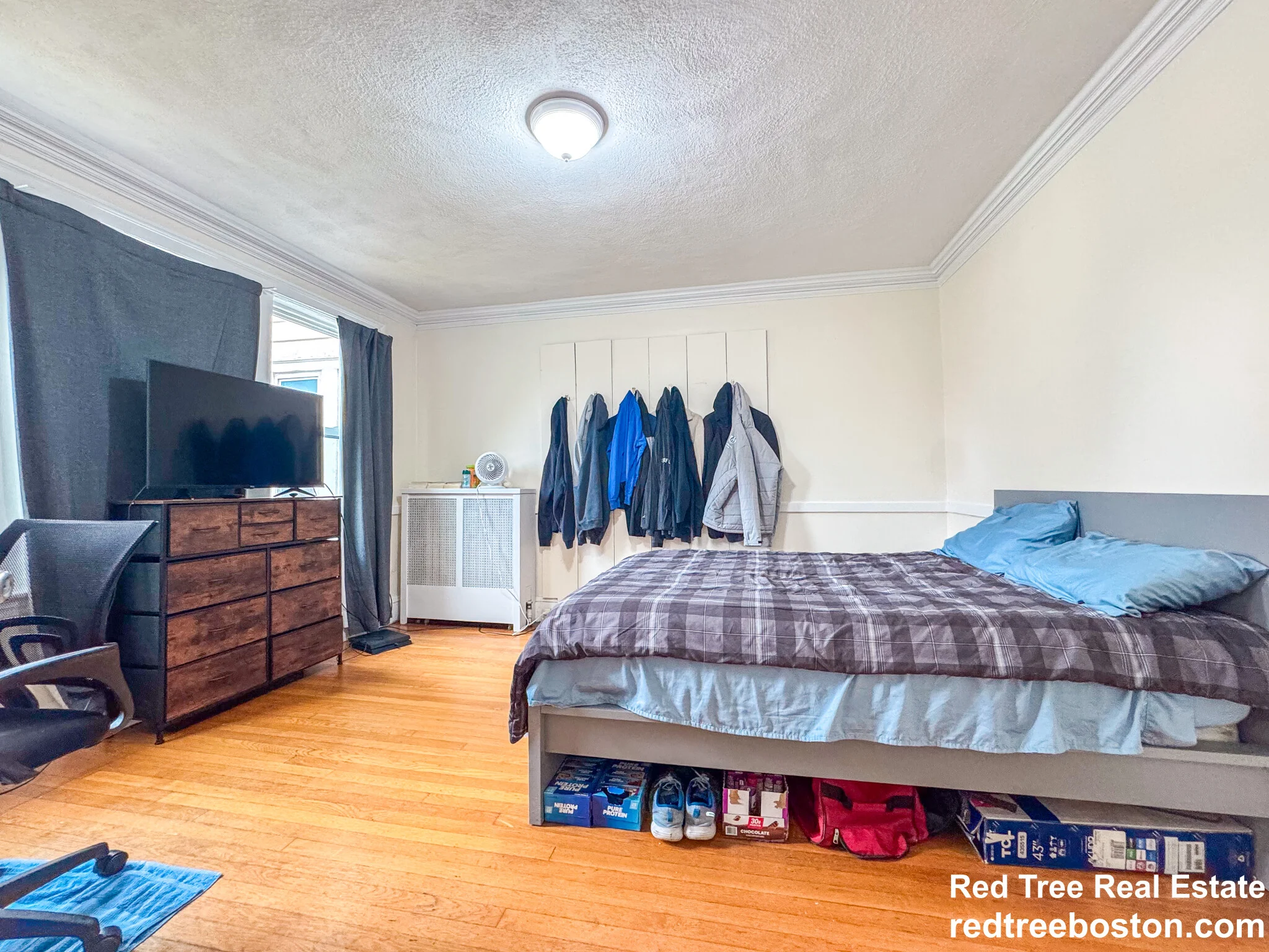 28 Manet Rd, Chestnut Hill