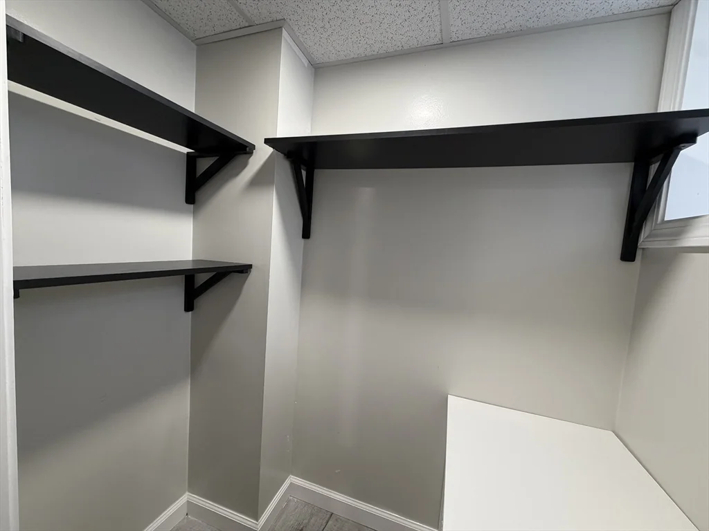 320-322 Wood St, New Bedford