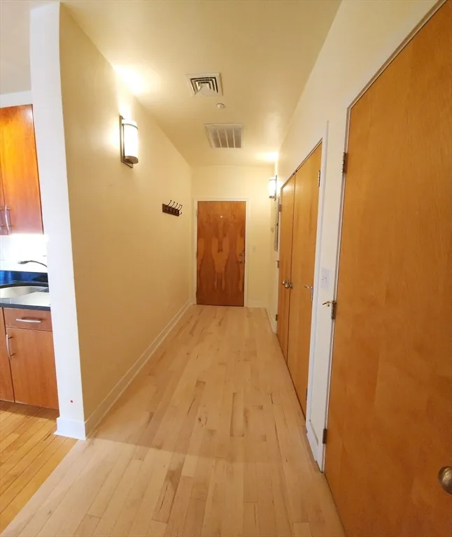 24 Bay State Rd, Cambridge Highlands