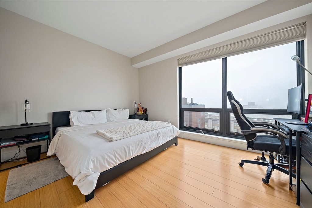 45 Province St, Midtown