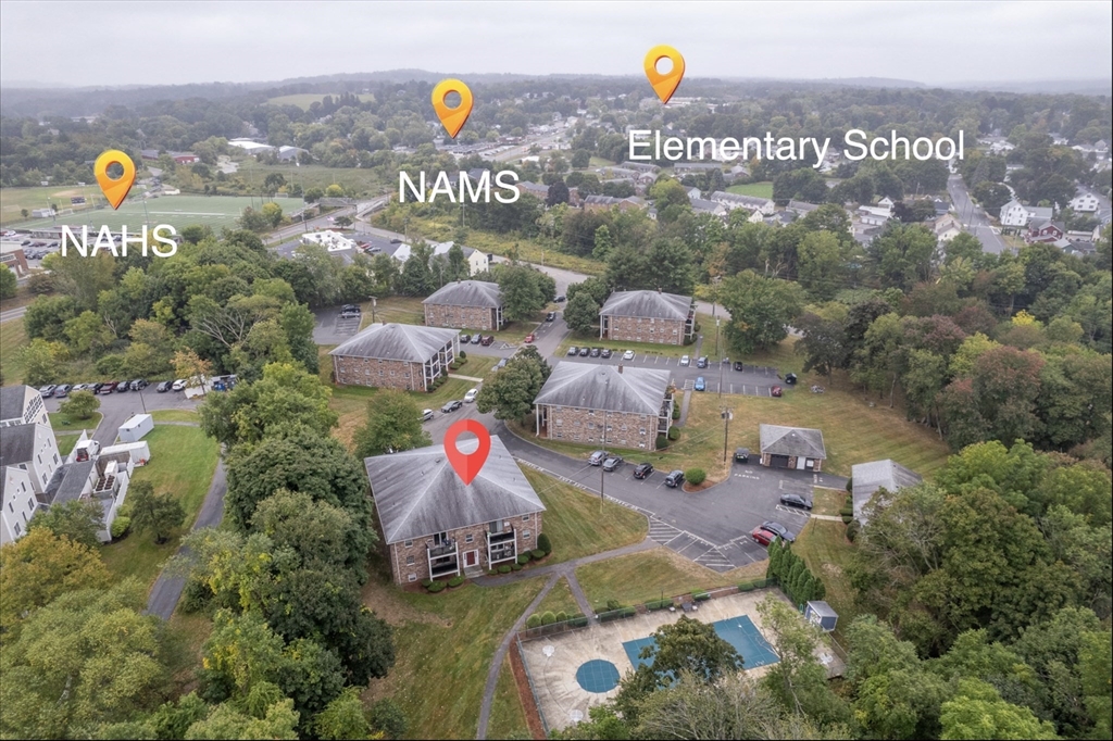 5 Walker Rd, North Andover