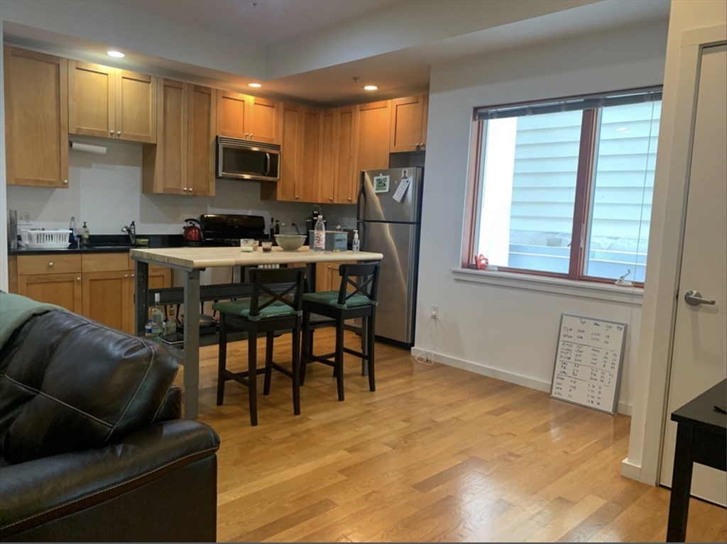 2 Beech St, North Cambridge