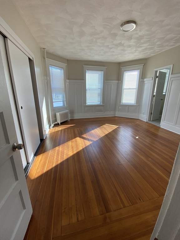 19 Coral Av, Winthrop