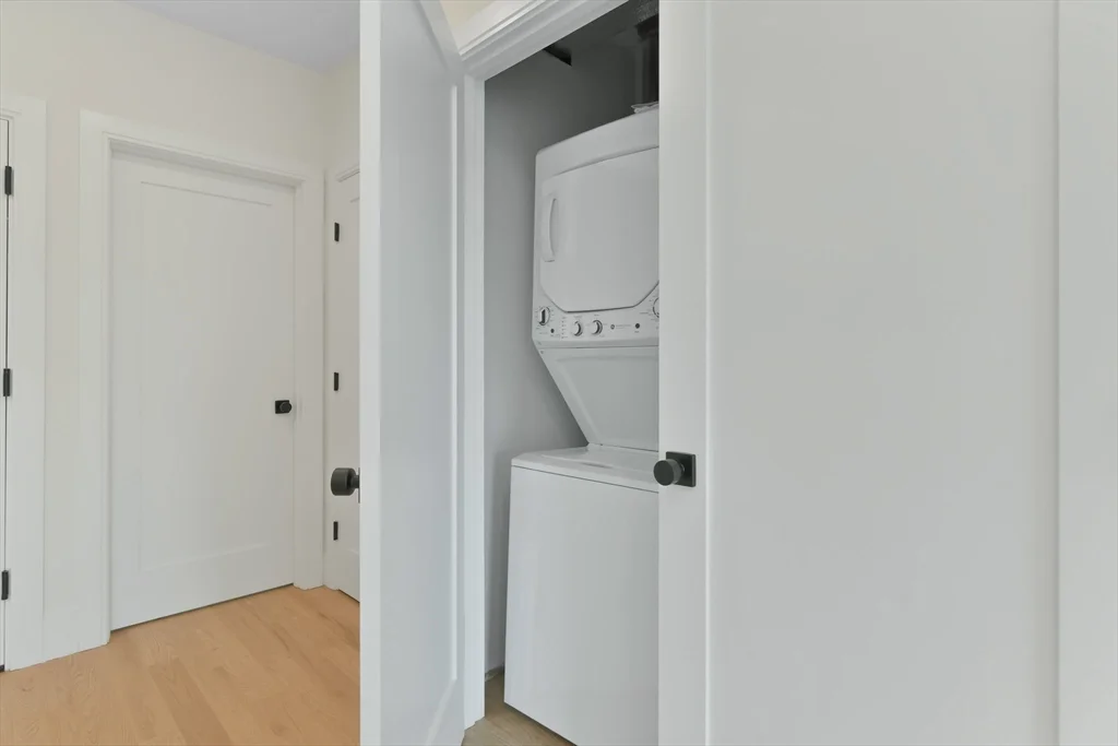 219 Paris, East Boston