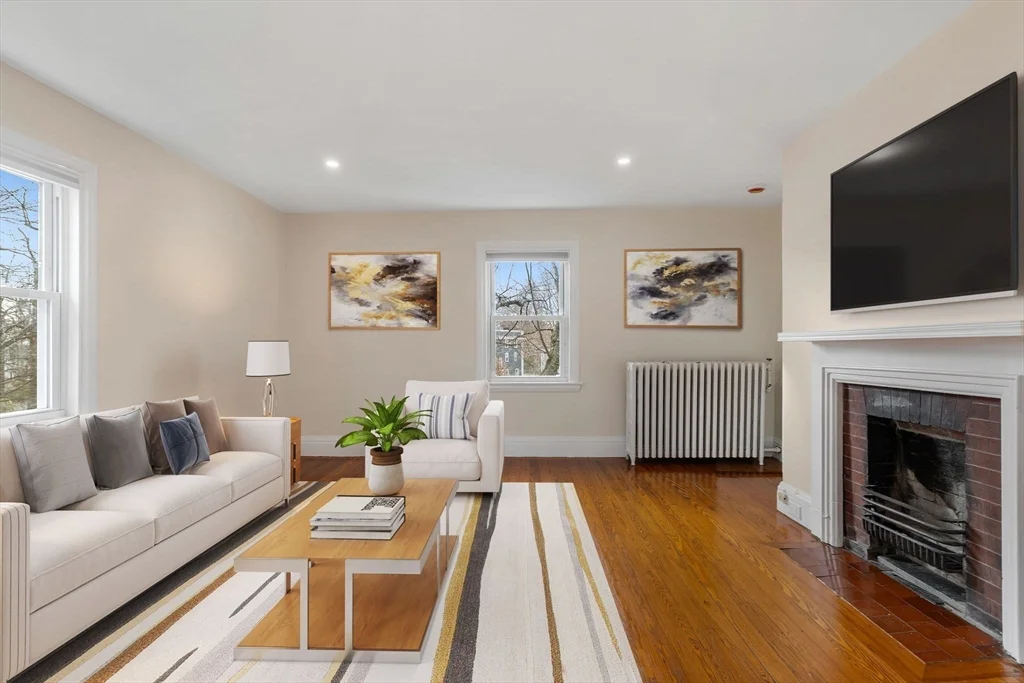 41 Concord Ave, Neighborhood Nine