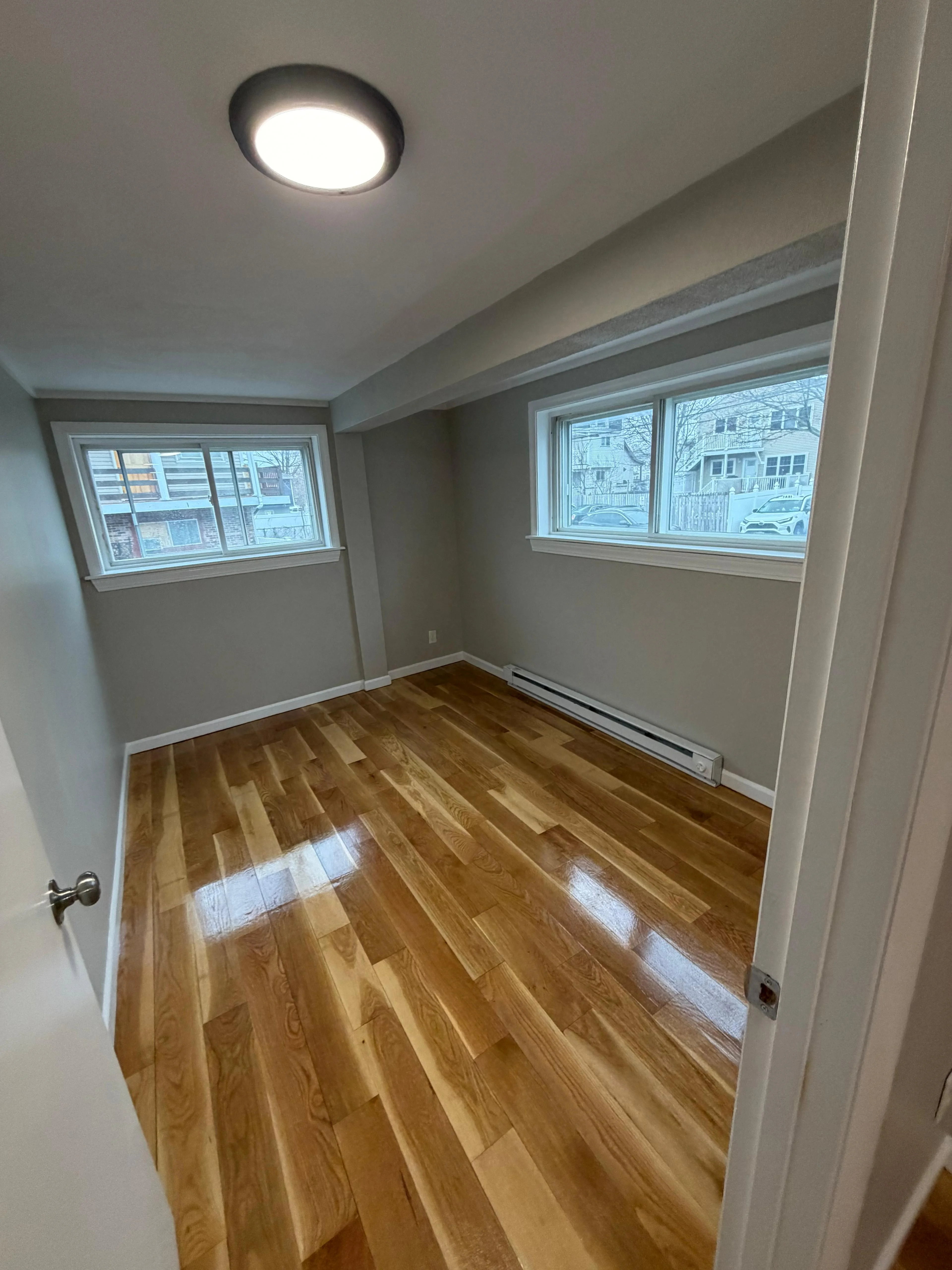23 Roughan St, Revere