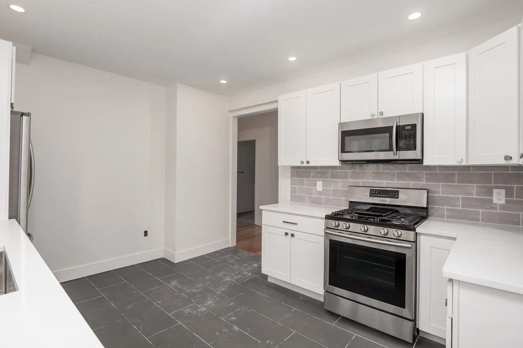 92 Clinton Pl, Newton