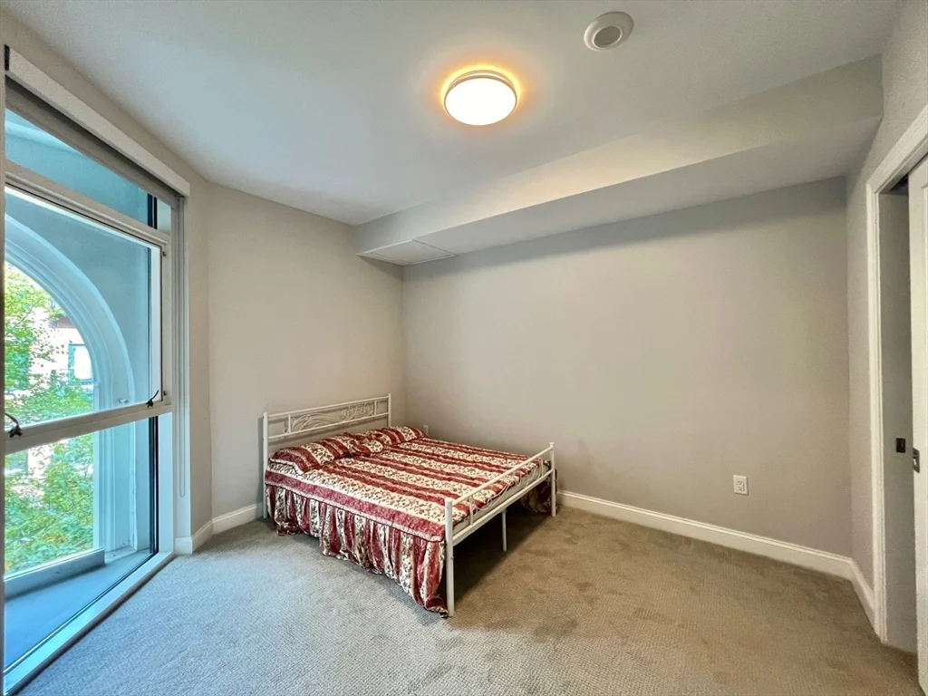 771 Harrison Ave, South End