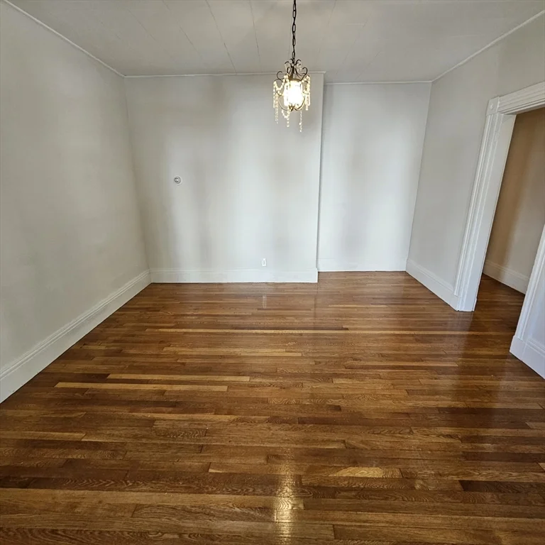 384 Washington St, Central Square