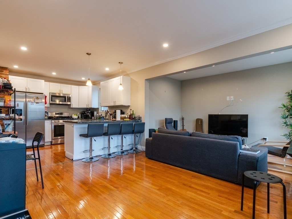 107 Kenrick St, Brighton