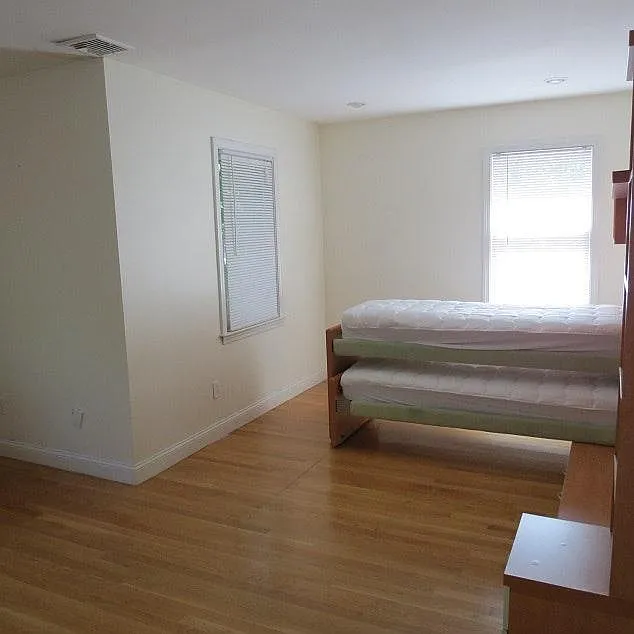 203 Spiers Rd, Oak Hill