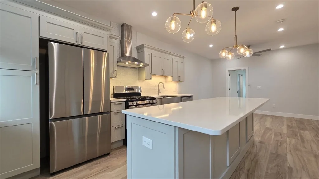 53 West Eagle St, Eagle Hill