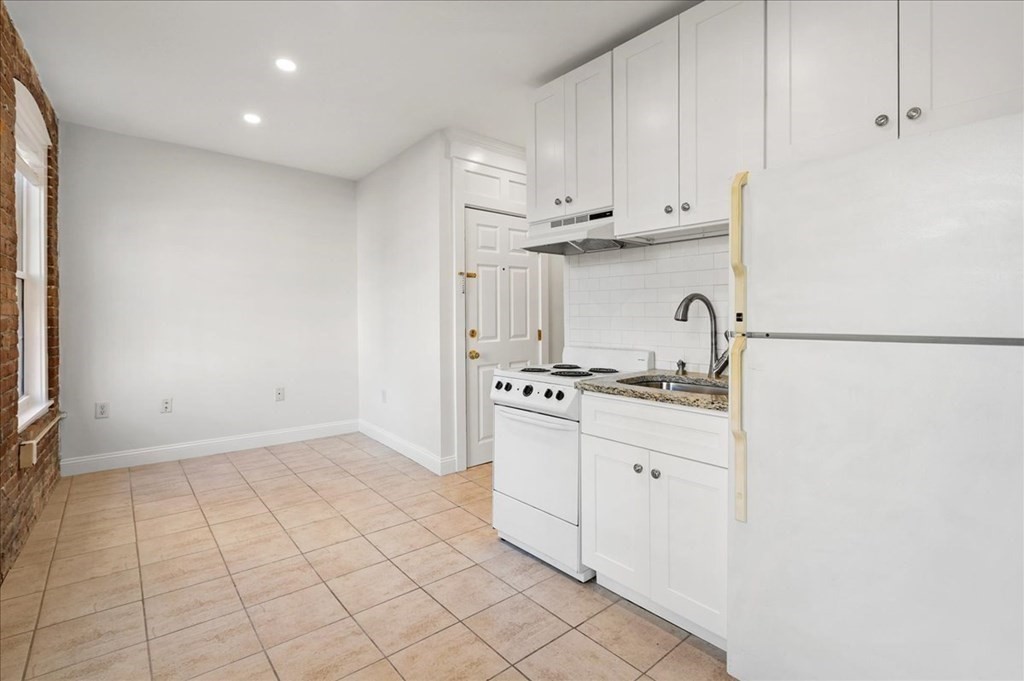 19 Harris St, North End