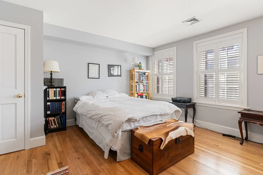 50 S Russell St, Beacon Hill