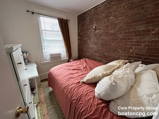 100 Myrtle St, Beacon Hill