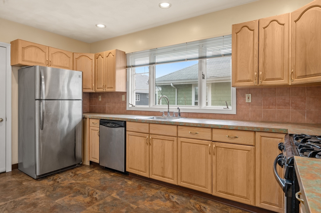 74 Windsor Rd, Tufts University