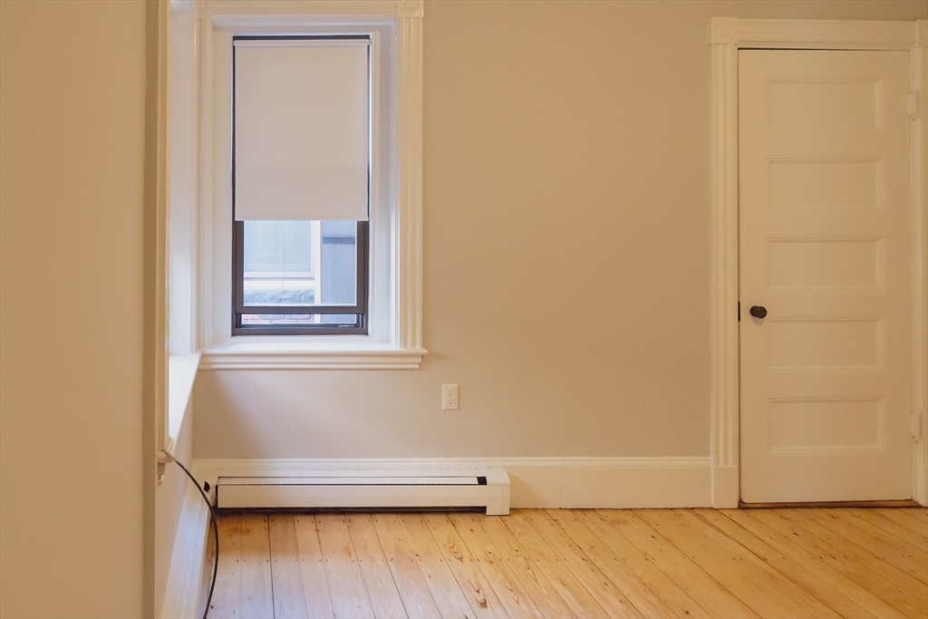 41 Harvard St, Central Village