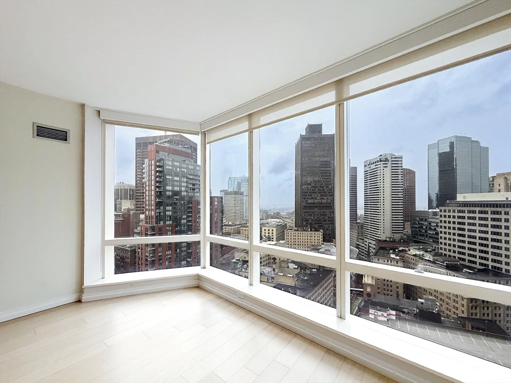 1 Franklin St, Midtown