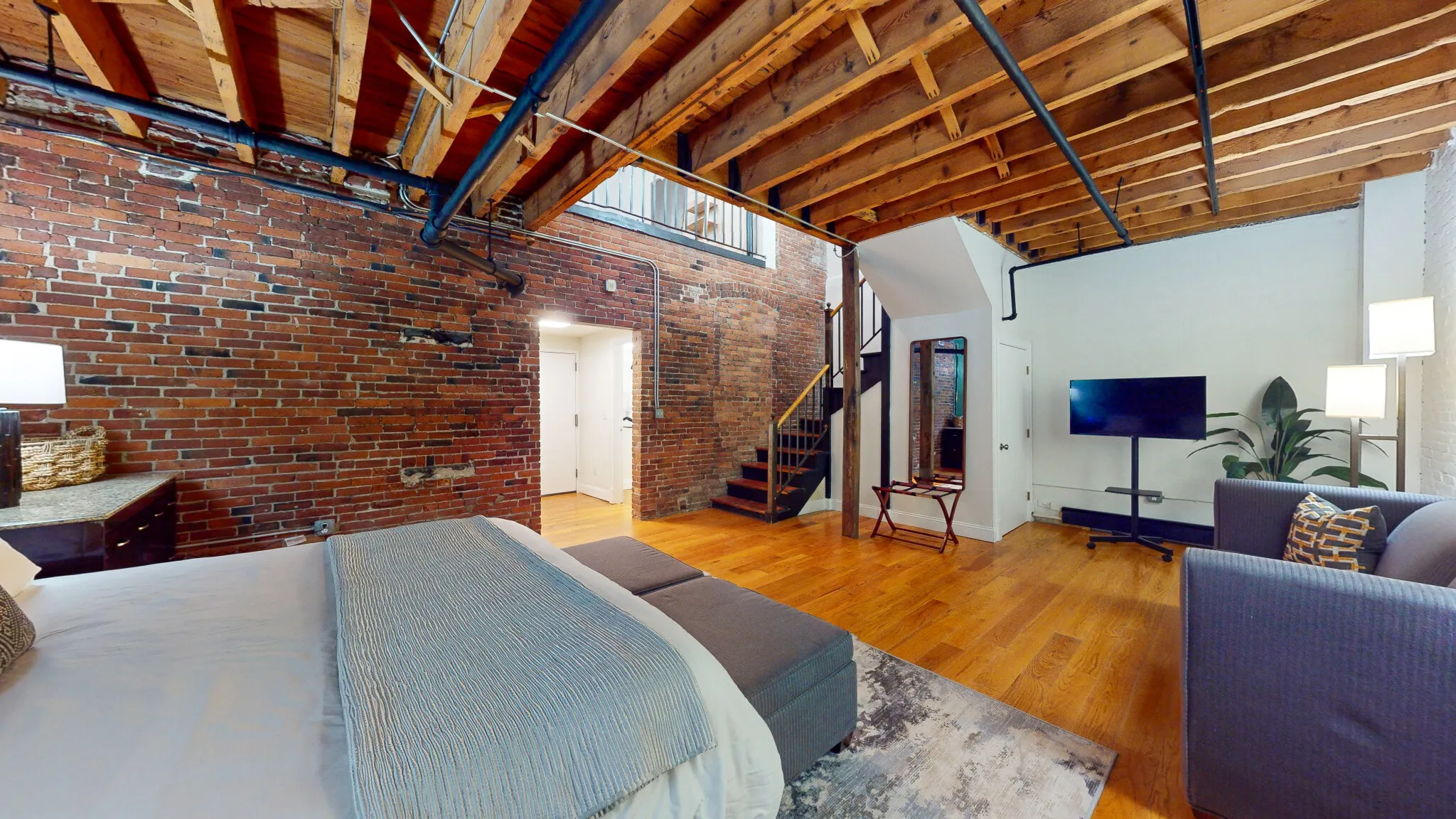 19 Stanhope St, Back Bay