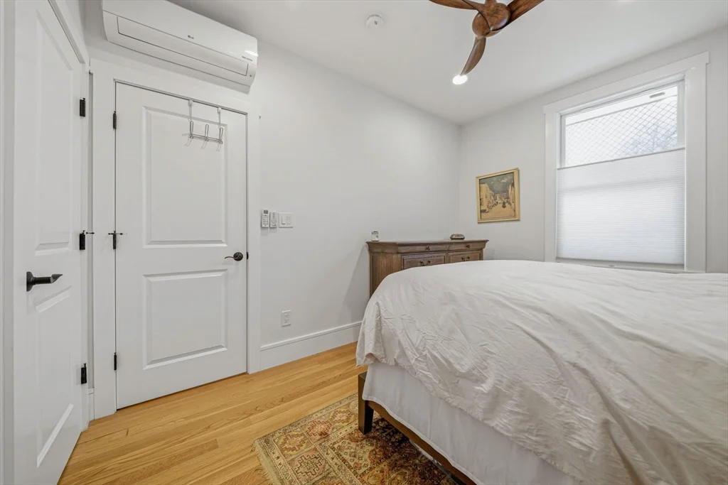 286 Beacon, Back Bay