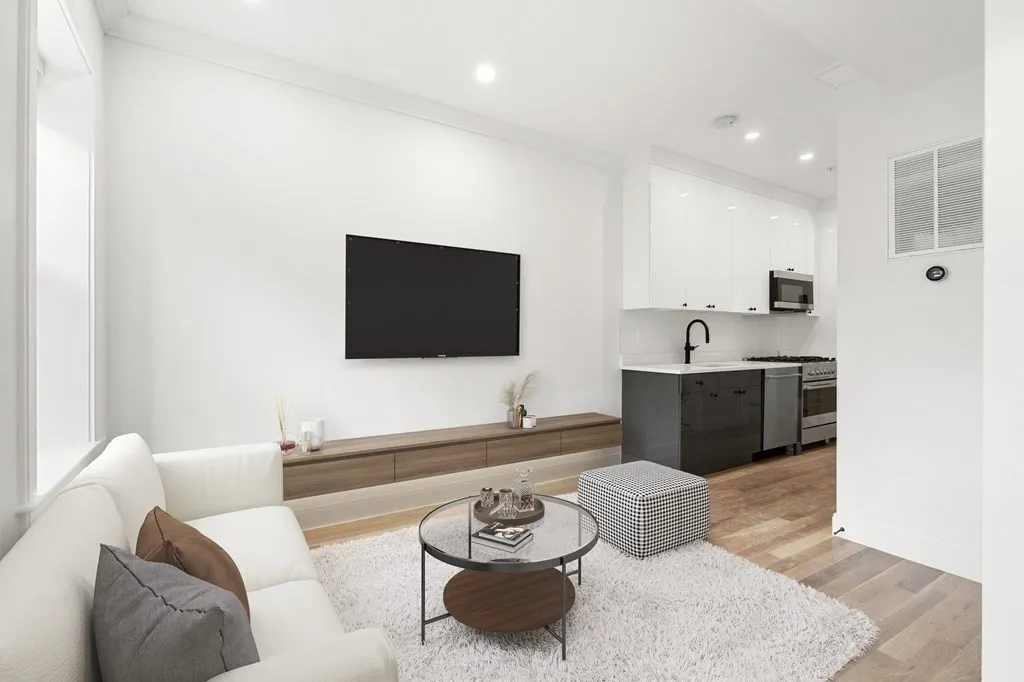 18 Grove St, Beacon Hill