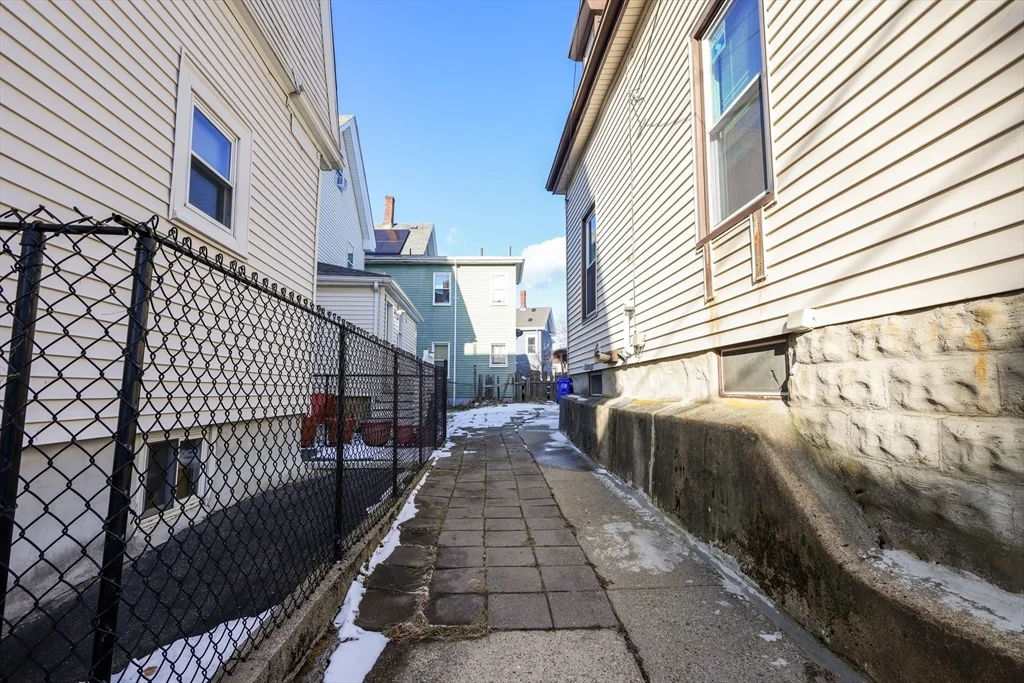 68 Newhall St, Malden