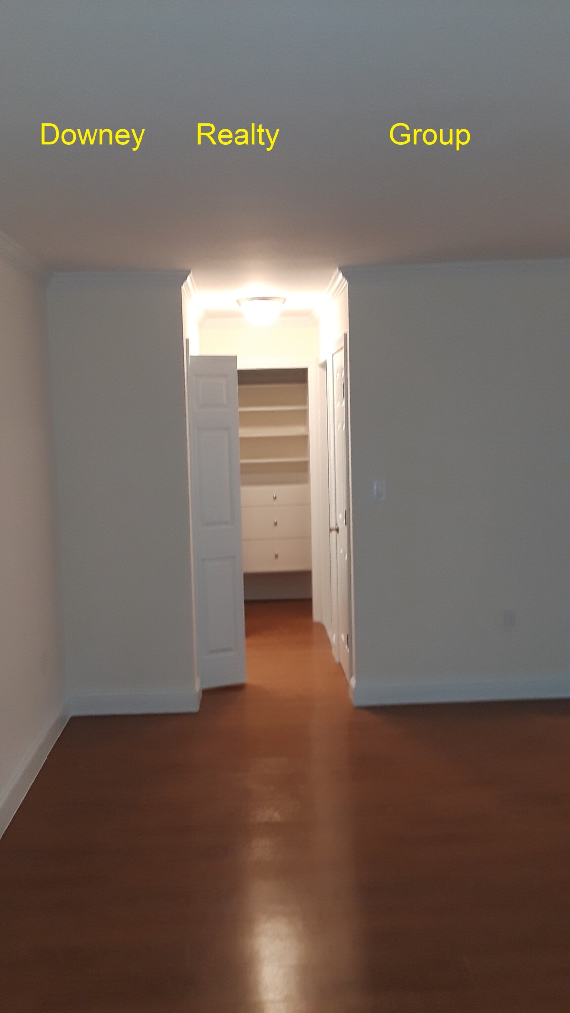 14 Temple St, Framingham