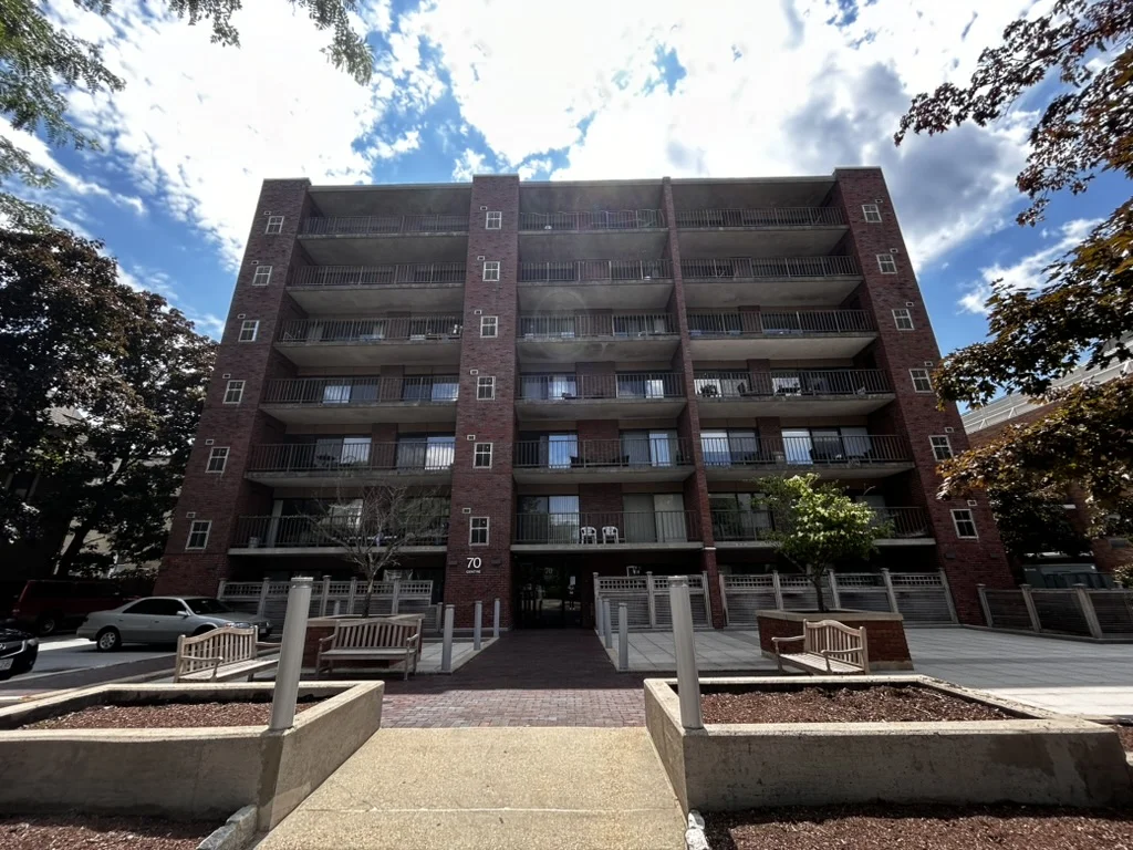 70 Centre St, Coolidge Corner