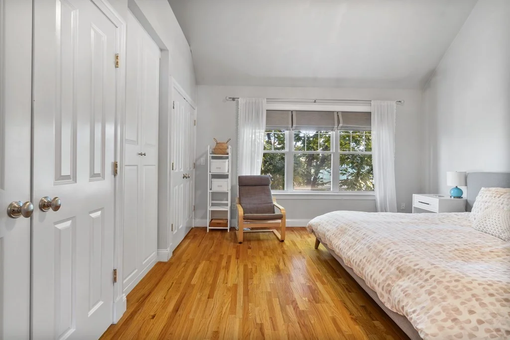 10 S Sydney, Dorchester