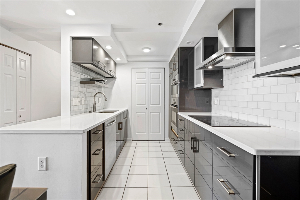 357 Commercial, Waterfront