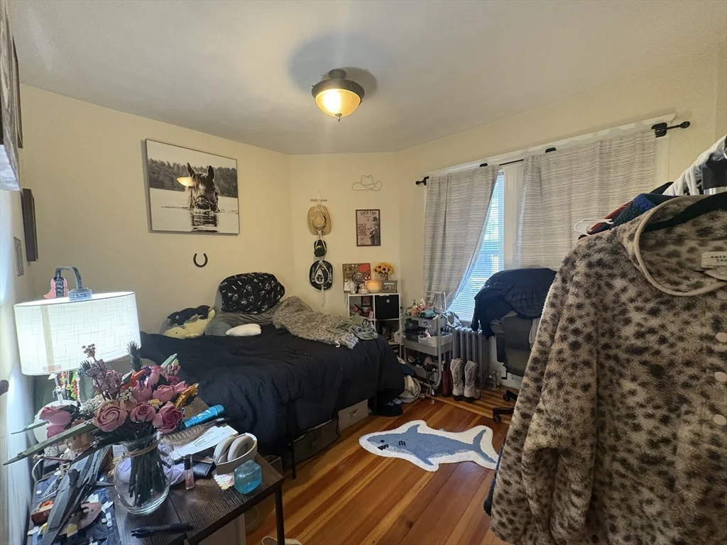 352 Main St, Medford