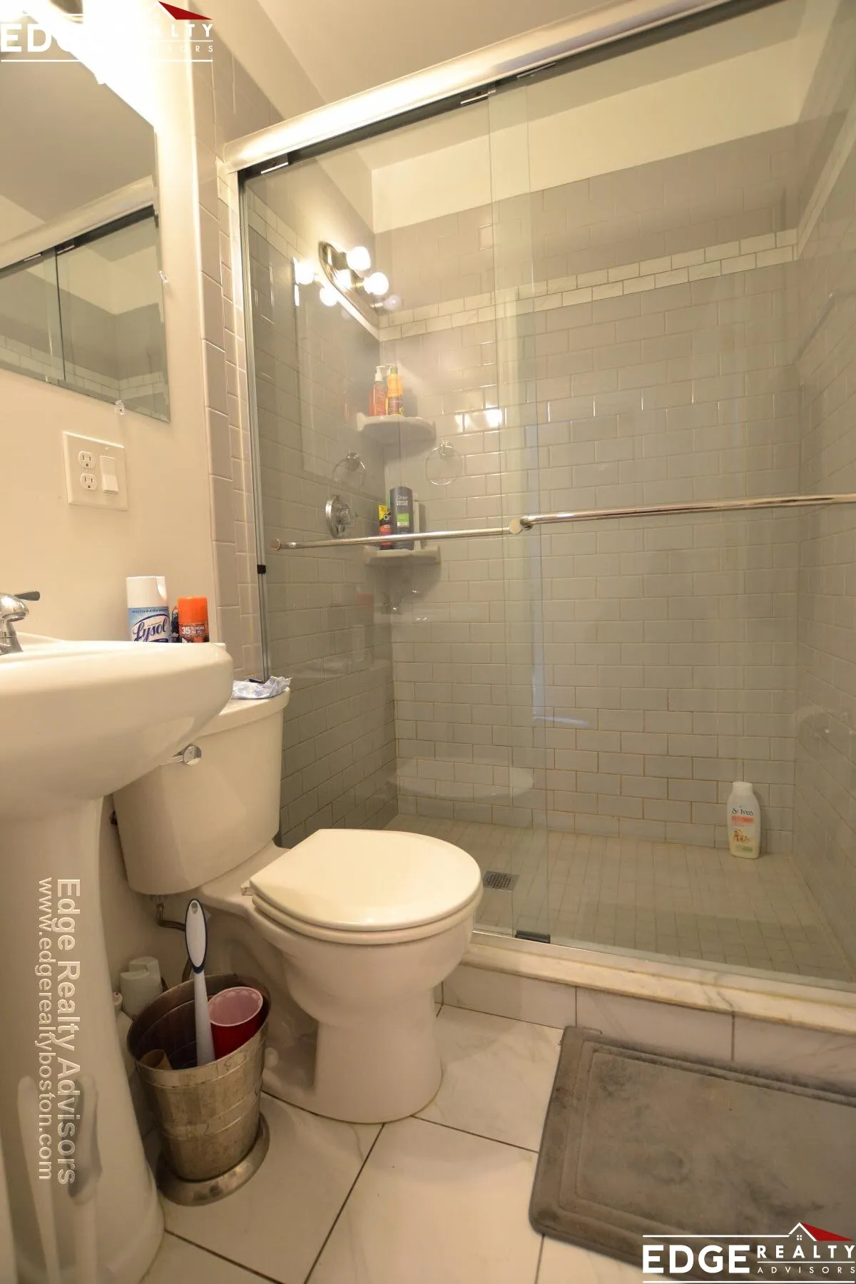 8 Sawyer Ter, Allston