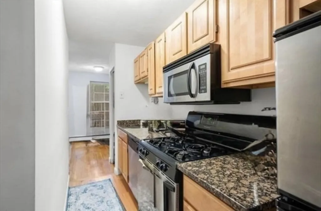 16 Stillman St, North End