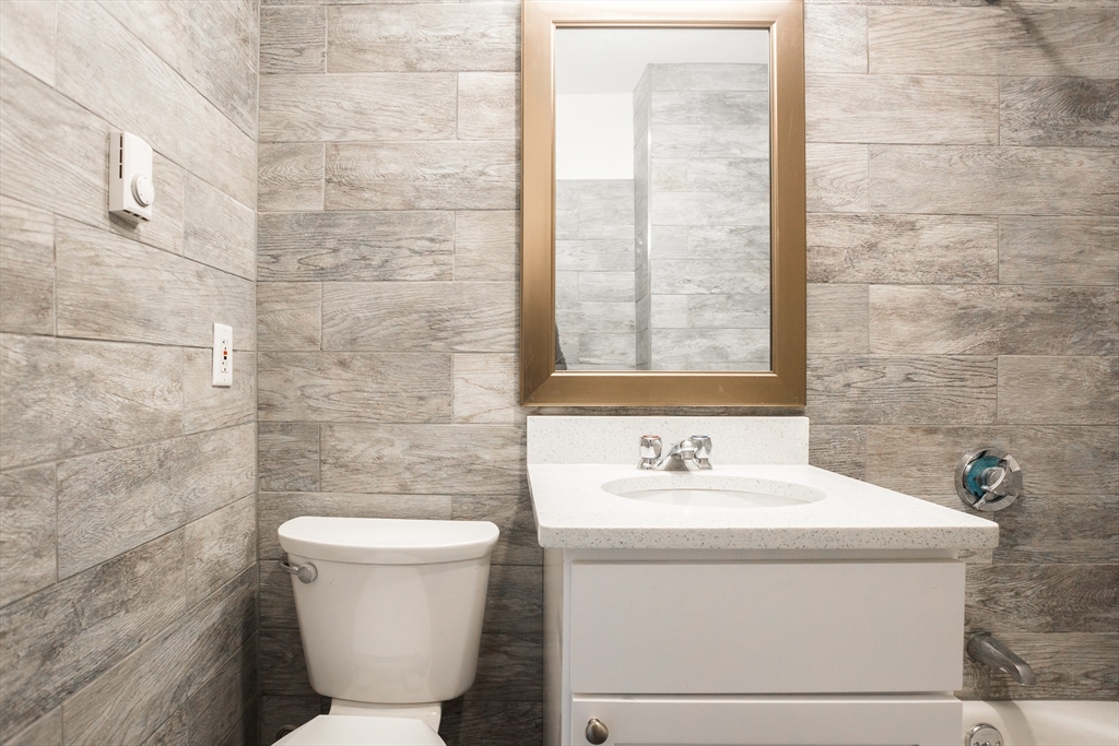 534 Tremont St, South End