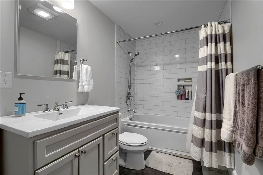 360-362 Dorchester St, South Boston