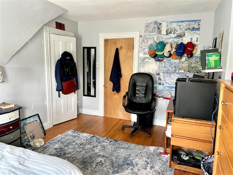 35 Rogers Ave, Powder House Square