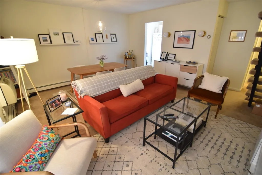 24 Highland, Mid-Cambridge