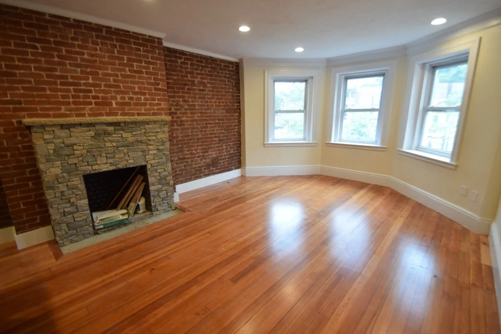 1616 Beacon, Corey Hill