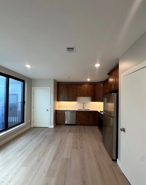 400 West Broadway, South Boston