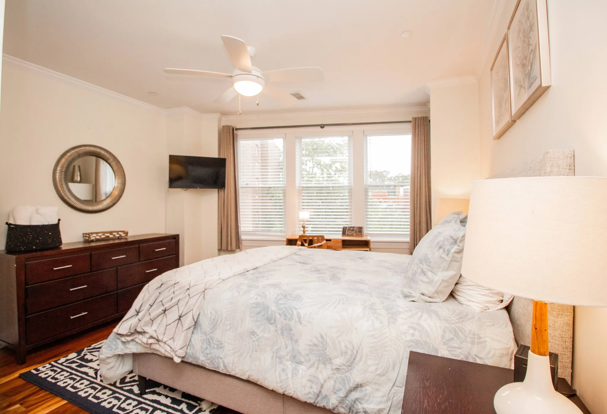 1008 Tremont St, Roxbury