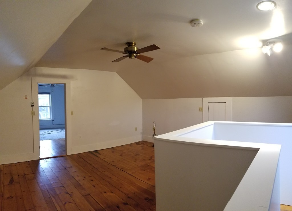 63 Harrington St, Southbridge