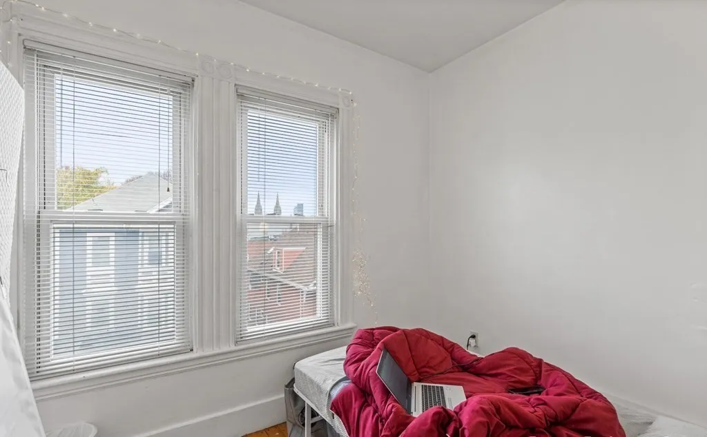 78 Hillside St, Boston
