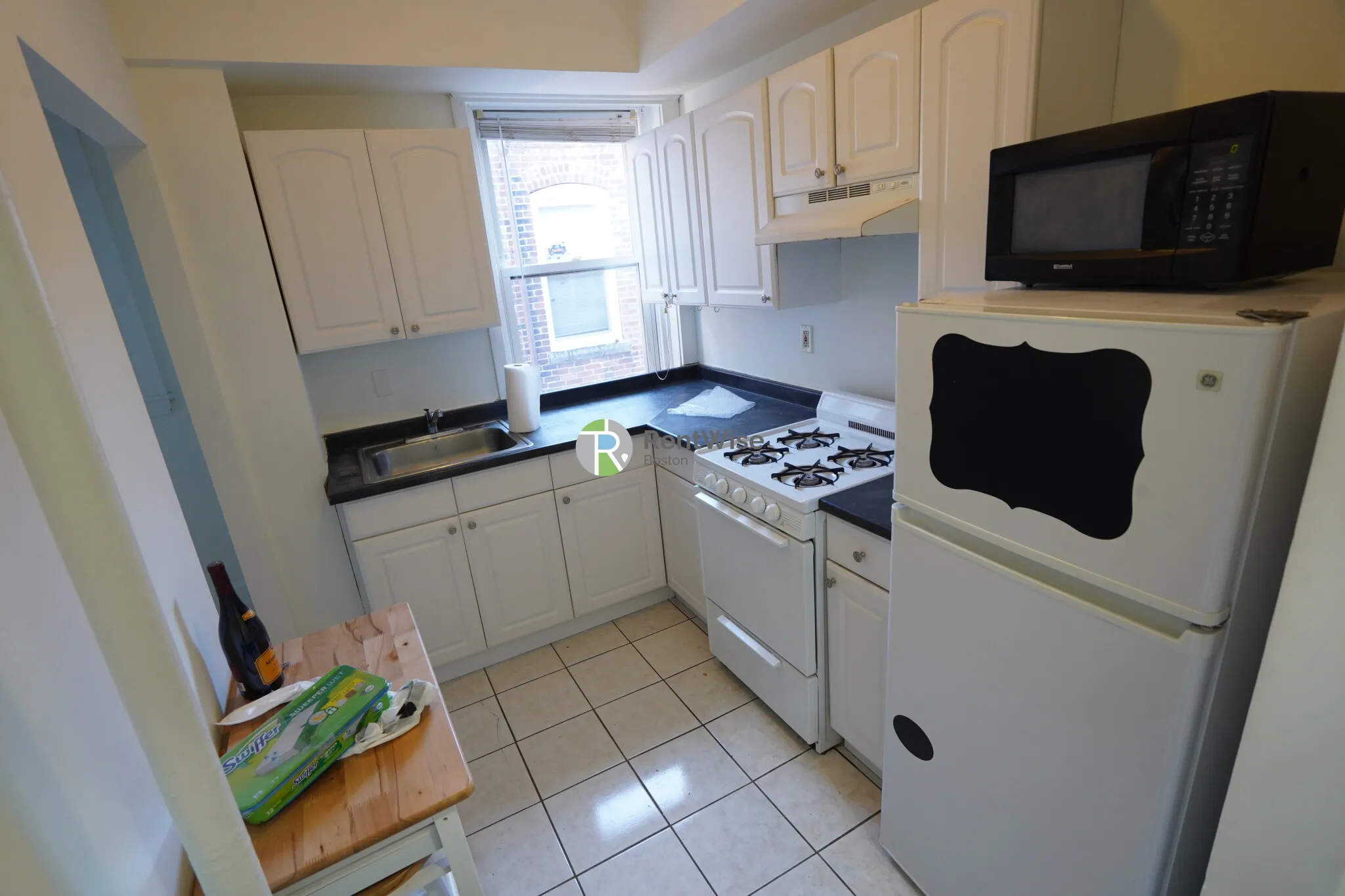 65 Brighton Ave, Allston