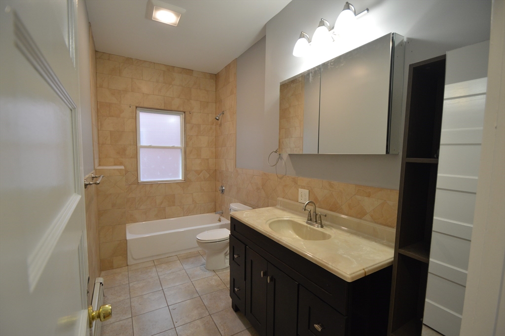 65 Mapleton St, Brighton