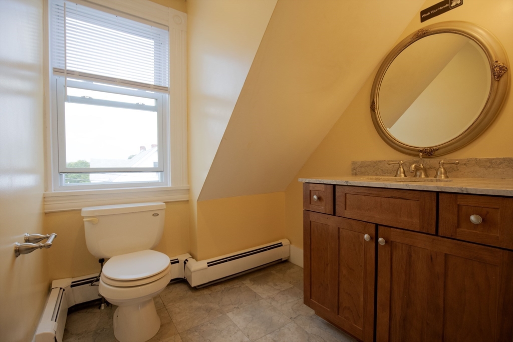 115 Taylor St, Waltham