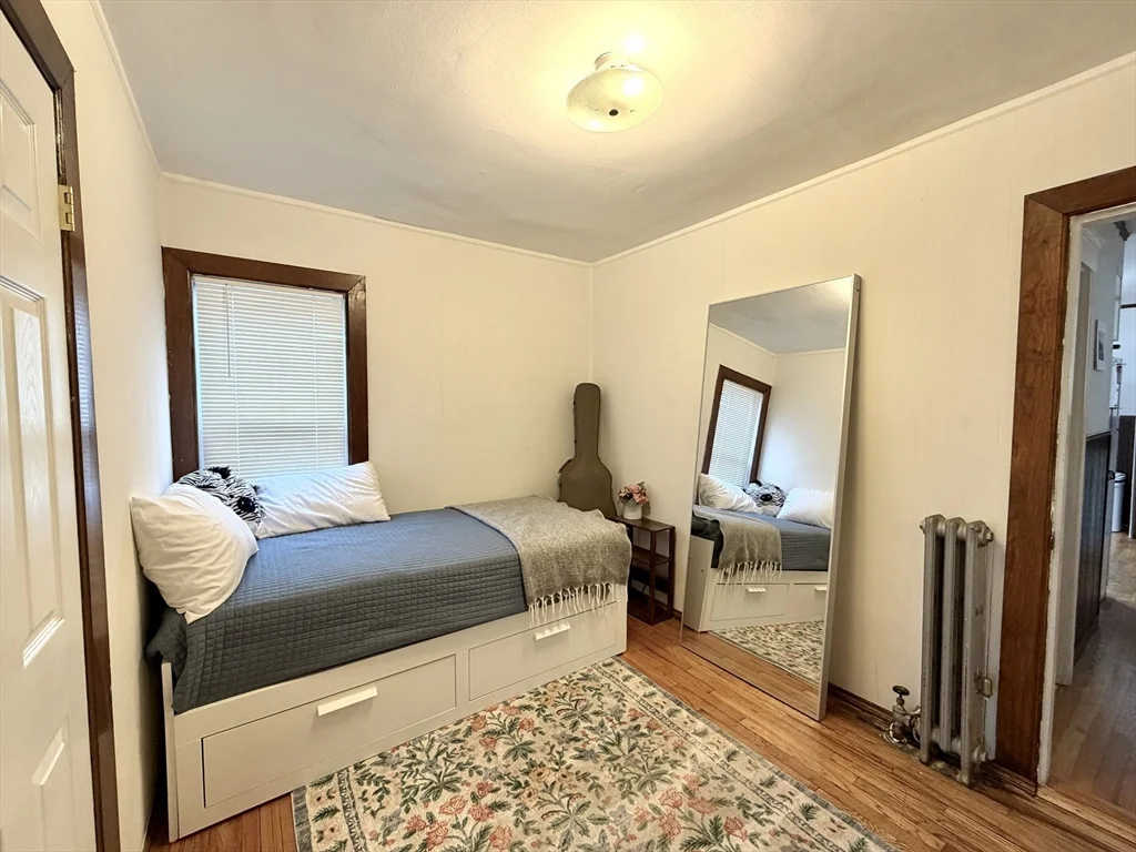 3 Goldsmith Ave, Tufts University
