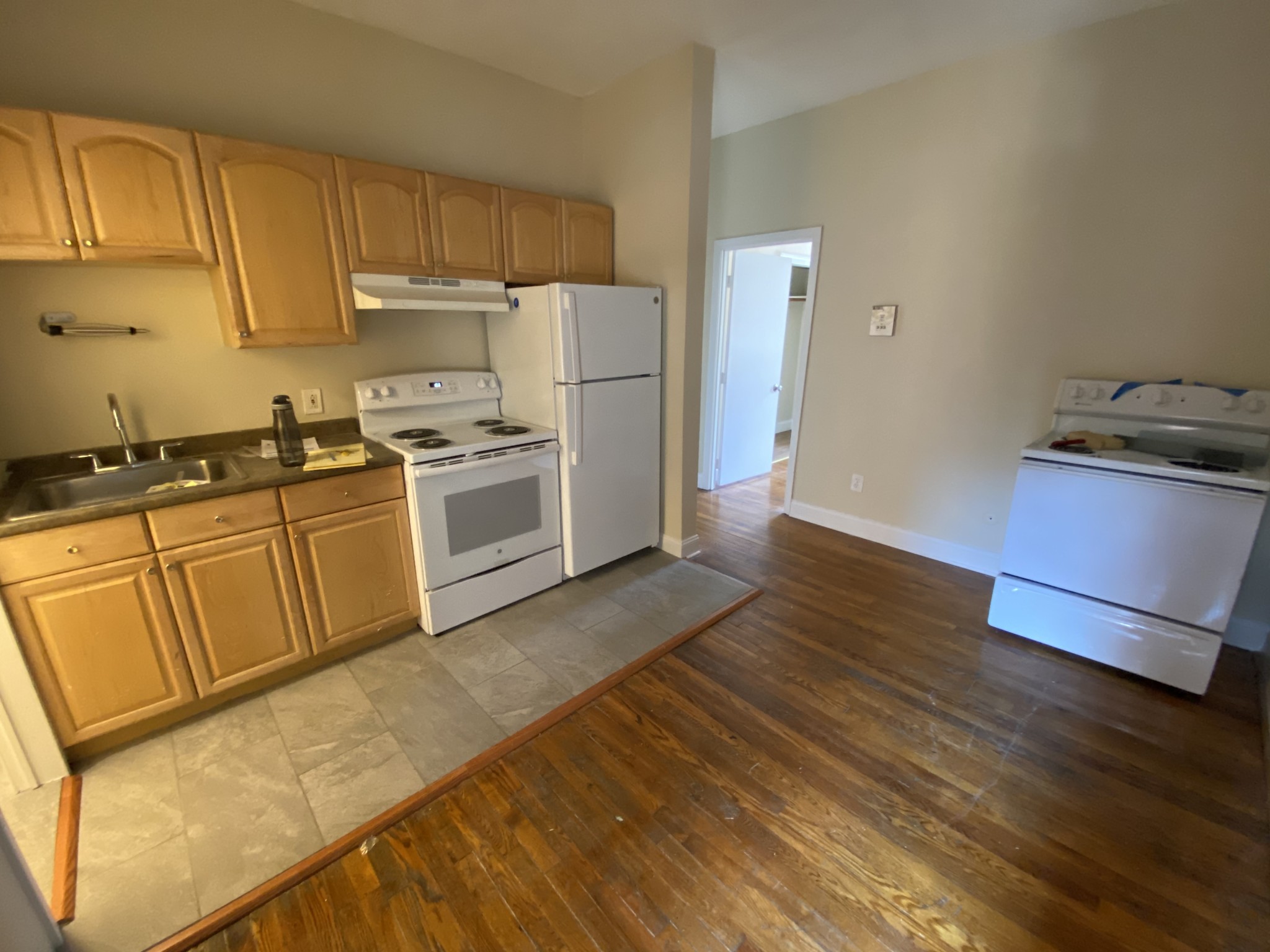 896 Huntington Ave, Mission Hill