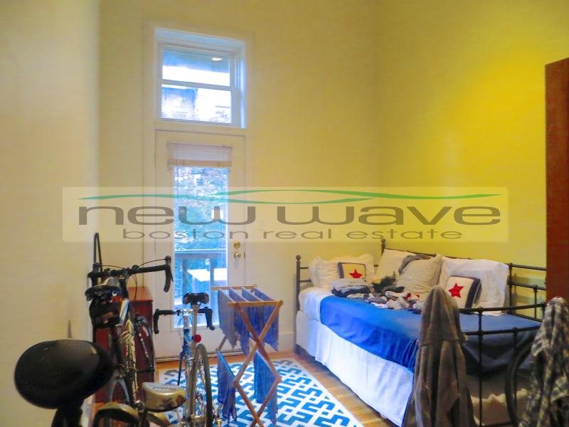 68 Waltham St, South End