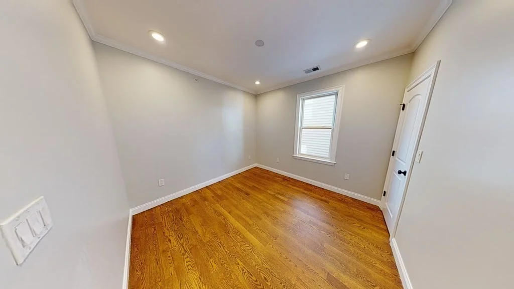 27 Chestnut Ave, Jamaica Plain